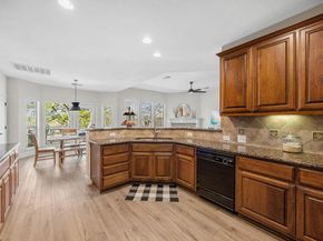 128 Las Colinas DR, Georgetown TX 78628