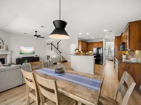 128 Las Colinas DR, Georgetown TX 78628