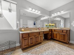 128 Las Colinas DR, Georgetown TX 78628