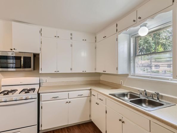 4805 Hilldale DR, Austin TX 78723
