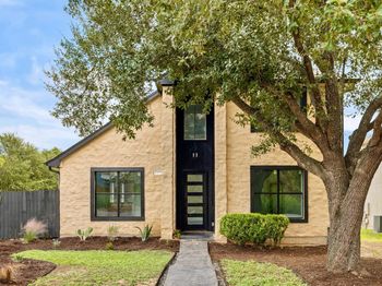 8401 Longview RD