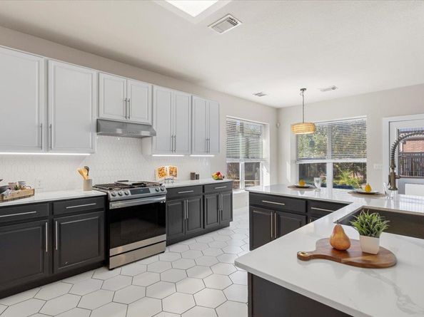 11216 Jockey Bluff DR, Austin TX 78748