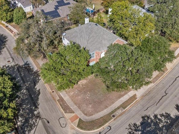 11216 Jockey Bluff DR, Austin TX 78748