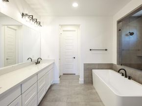 213 Maton WAY, Liberty Hill TX 78642