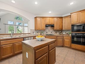 2320 Via Cordova CT, Austin TX 78732