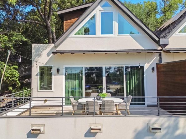 2712 Oak Springs DR A, Austin TX 78702