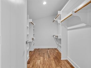 2712 Oak Springs DR A, Austin TX 78702