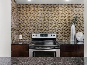 2200 Dickson DR 112, Austin TX 78704