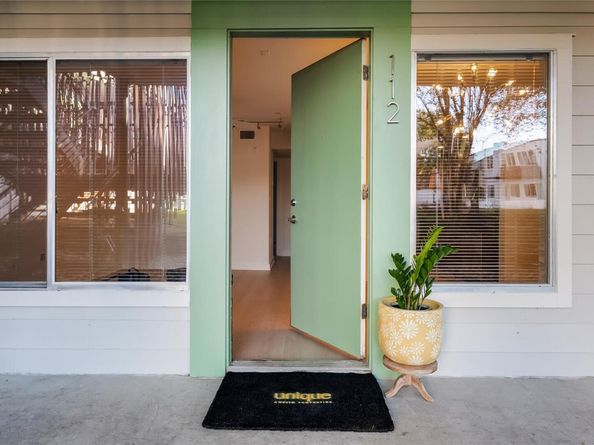 2200 Dickson DR 112, Austin TX 78704