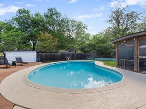2406 Elmglen DR, Austin TX 78704