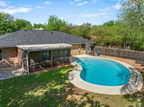 2406 Elmglen DR, Austin TX 78704
