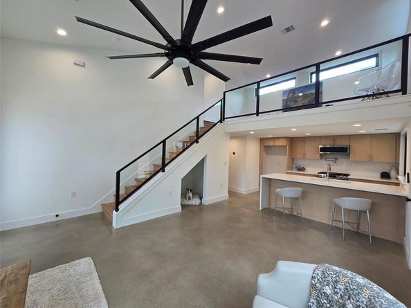 1112 W North Loop BLVD, Austin TX 78756