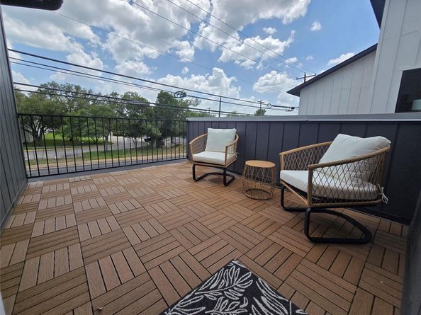1112 W North Loop BLVD, Austin TX 78756