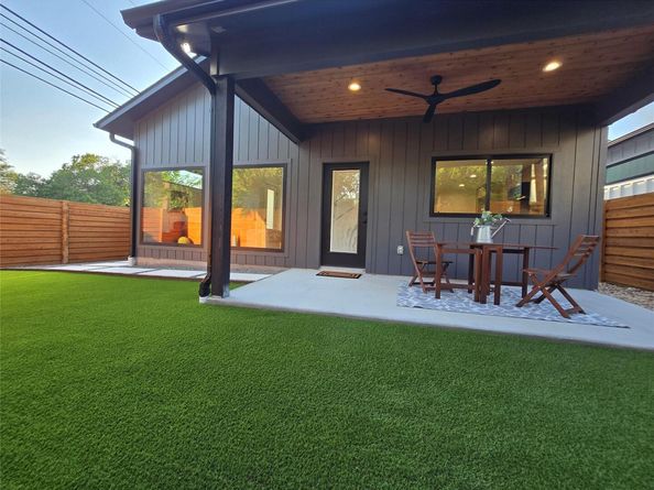 1112 W North Loop BLVD, Austin TX 78756