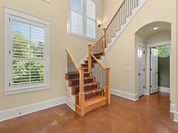 724 Stonewall Ridge LN, Austin TX 78746