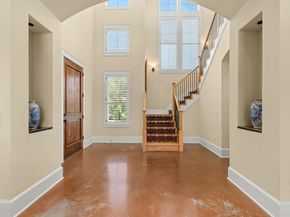 724 Stonewall Ridge LN, Austin TX 78746