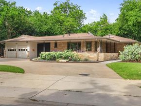 1254 S Church ST, Georgetown TX 78626