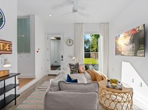 512 Sacramento DR A, Austin TX 78704