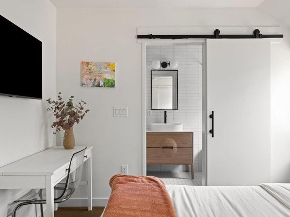 1913 Canterbury ST 2, Austin TX 78702