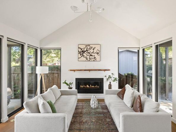 1913 Canterbury ST 2, Austin TX 78702