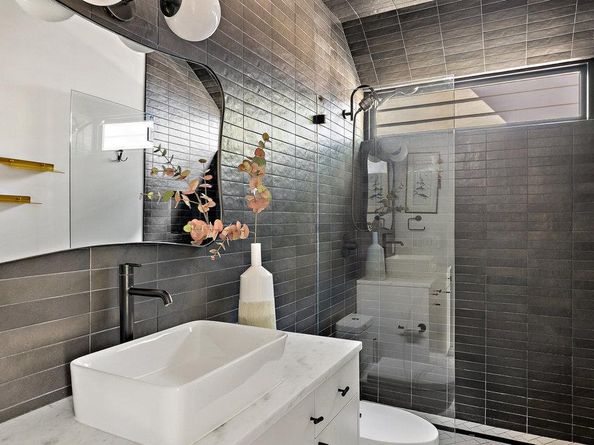 1913 Canterbury ST 2, Austin TX 78702