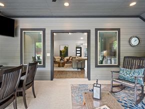 1614 S College ST, Georgetown TX 78626