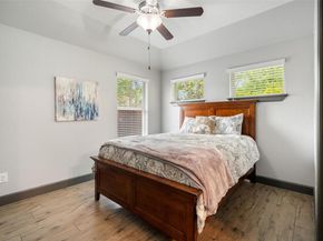 1614 S College ST, Georgetown TX 78626