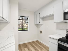 7122 Wood Hollow DR 29, Austin TX 78731