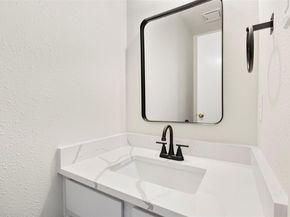 7122 Wood Hollow DR 29, Austin TX 78731