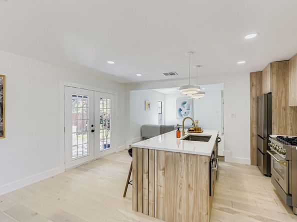 2014 Hardy CIR, Austin TX 78757