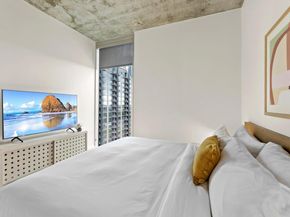 48 East Ave 1804, Austin TX 78701