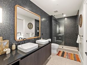 48 East Ave 1804, Austin TX 78701