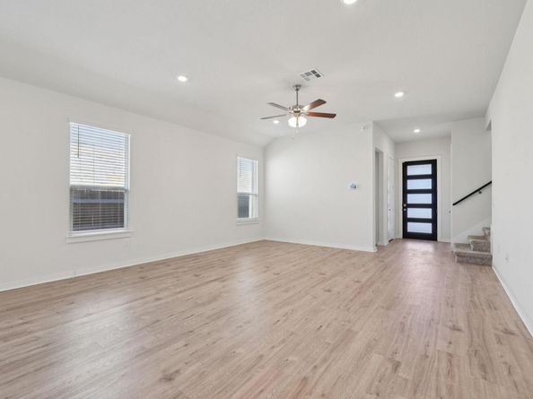 1024 Bear Track LOOP, Georgetown TX 78628