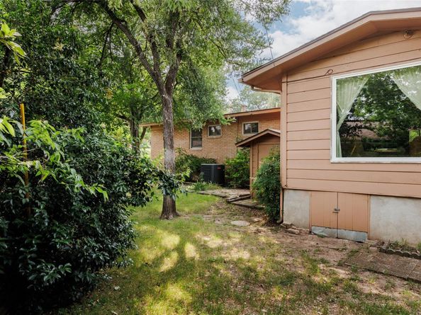 2300 Westworth CIR, Austin TX 78704