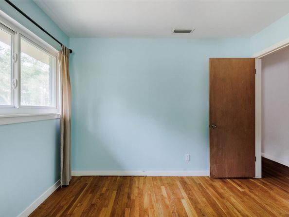 2300 Westworth CIR, Austin TX 78704