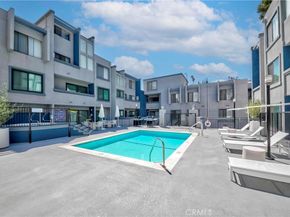 1940 N Highland Avenue 66, Los Angeles CA 90068