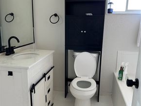 19008 Hillford, Carson CA 90746