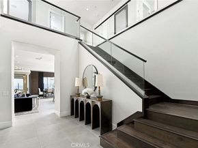 11826 Canoga Avenue, Chatsworth CA 91311