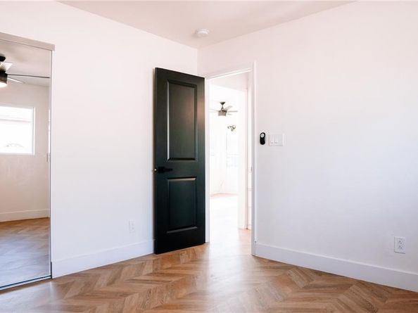 5916 Walnut Avenue, Long Beach CA 90805