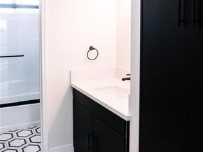 5916 Walnut Avenue, Long Beach CA 90805