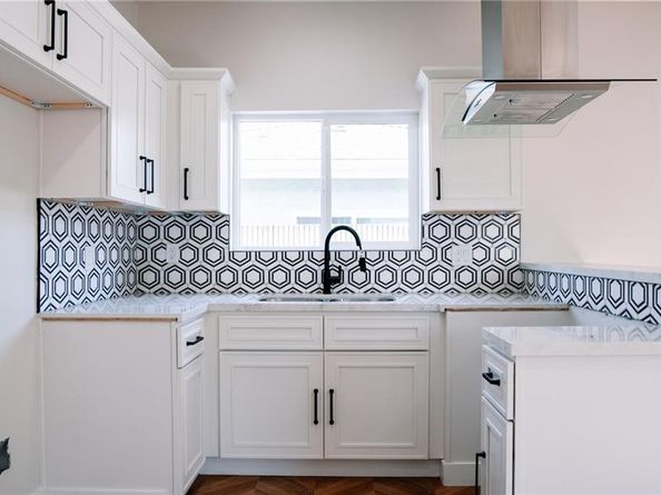 5916 Walnut Avenue, Long Beach CA 90805