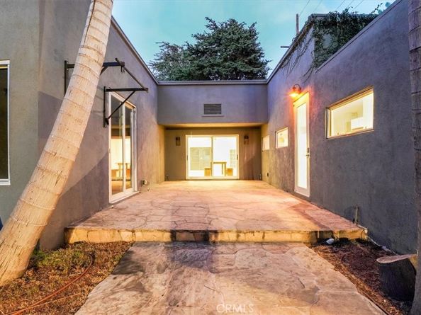 1301 N Orange Grove Avenue, West Hollywood CA 90046