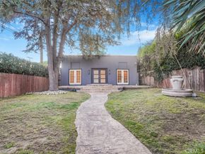 1301 N Orange Grove Avenue, West Hollywood CA 90046