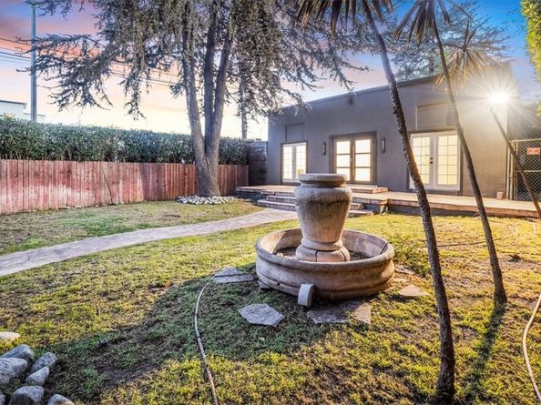 1301 N Orange Grove Avenue, West Hollywood CA 90046