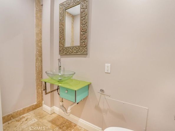1301 N Orange Grove Avenue, West Hollywood CA 90046