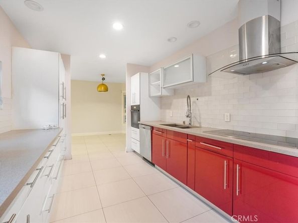 1301 N Orange Grove Avenue, West Hollywood CA 90046