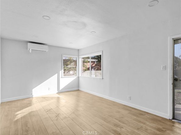 639 E 105th, Los Angeles CA 90002