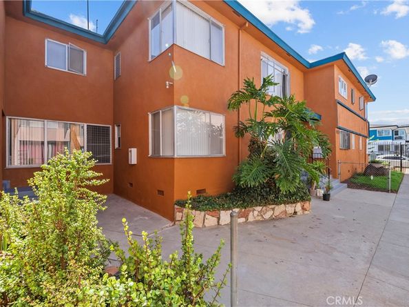 4015 Palmwood Drive, Los Angeles CA 90008