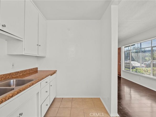 4015 Palmwood Drive, Los Angeles CA 90008