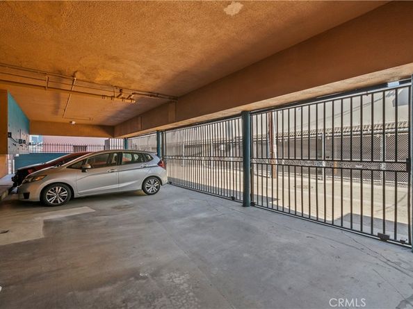 4015 Palmwood Drive, Los Angeles CA 90008